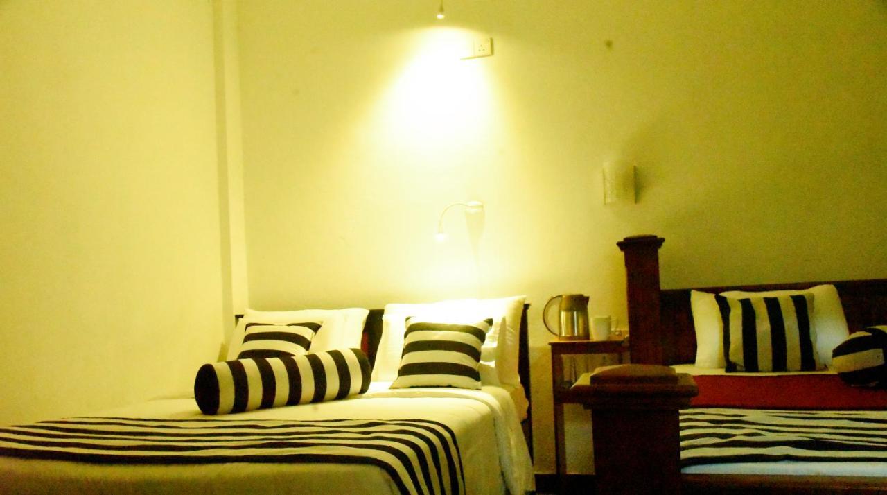 Hotel Grand 39 Ella Esterno foto