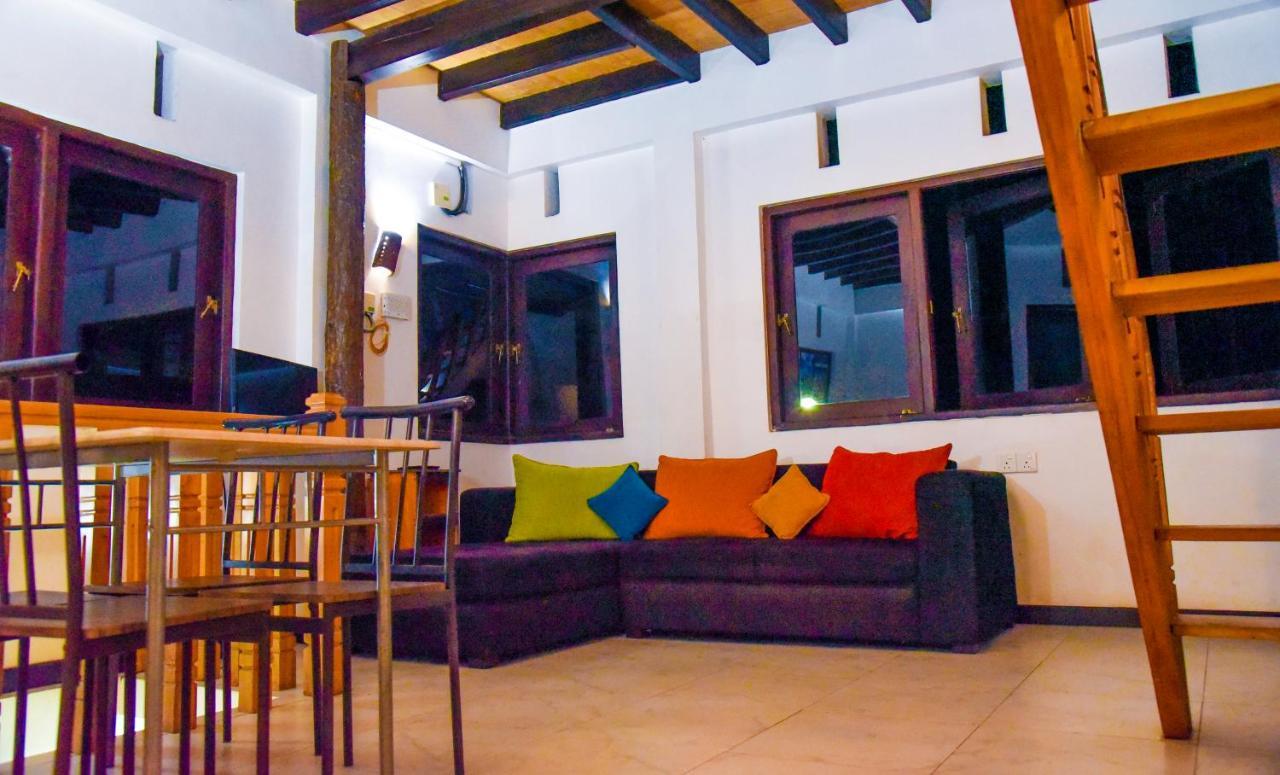 Hotel Grand 39 Ella Esterno foto
